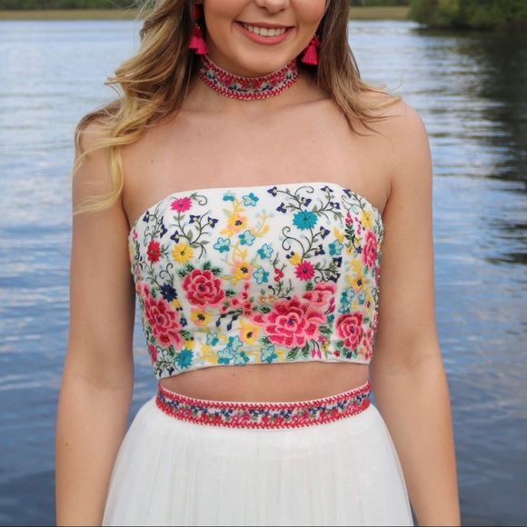 Sherri Hill Prom Dress Size 2 - Picture 2 of 4